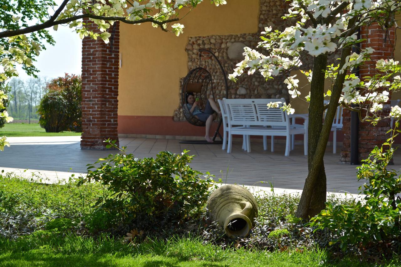 Villa Agriturismo Borgo Tecla Rosà Exterior foto